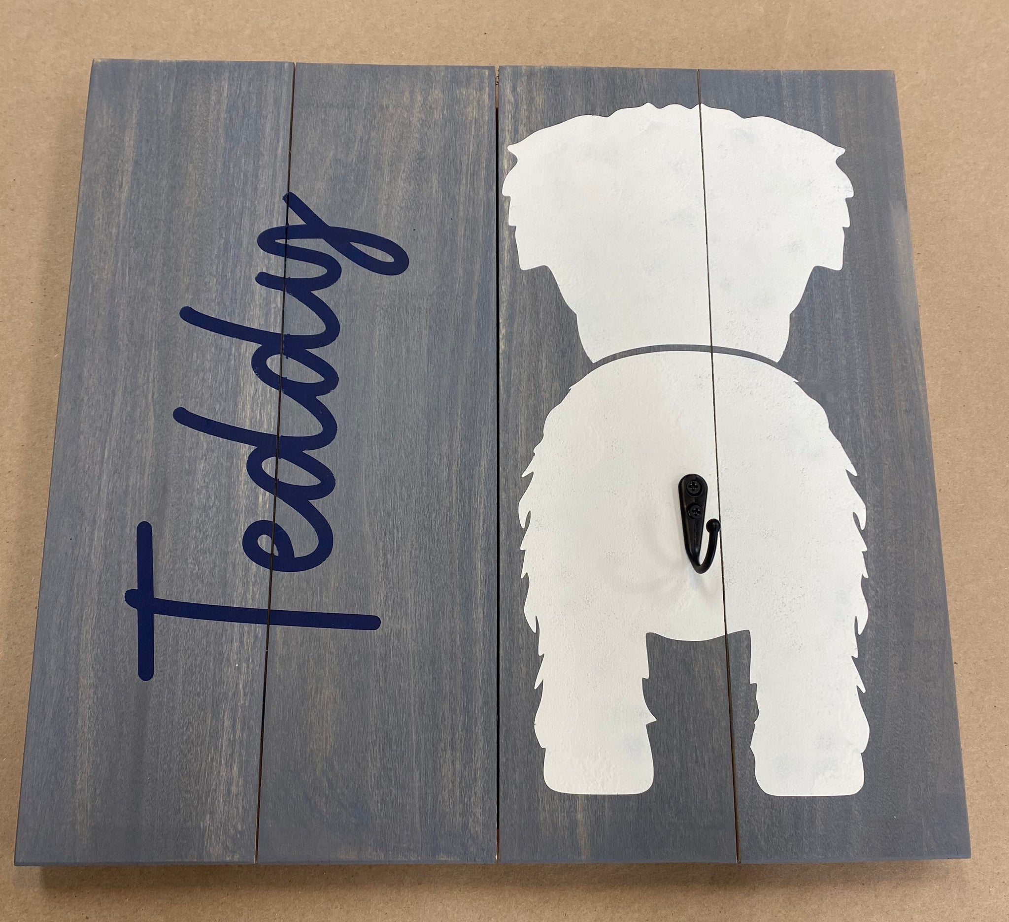 Dog sign with leash hook