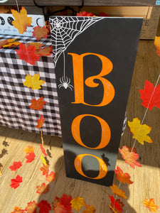 BOO Halloween Sign